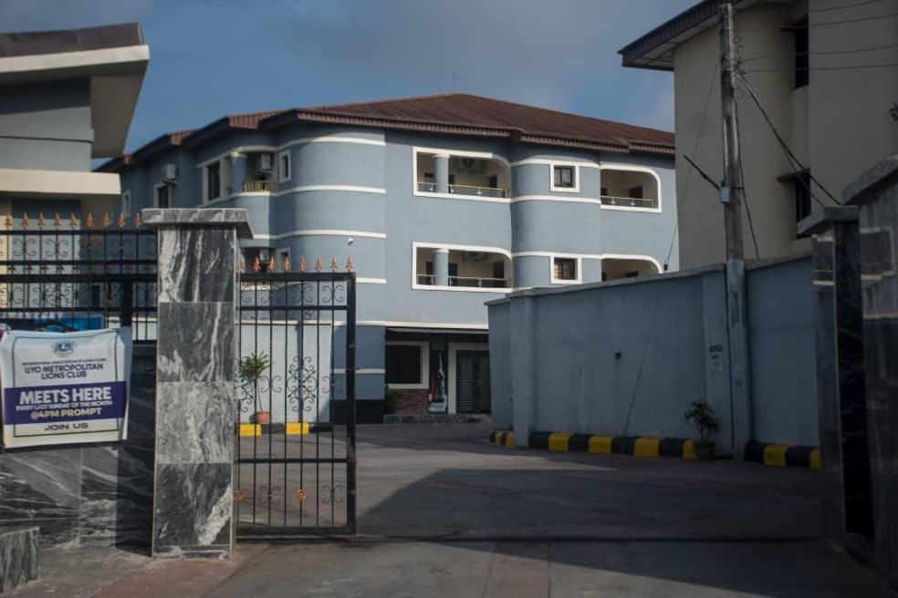 Kay Luxury Suites Uyo Eksteriør bilde